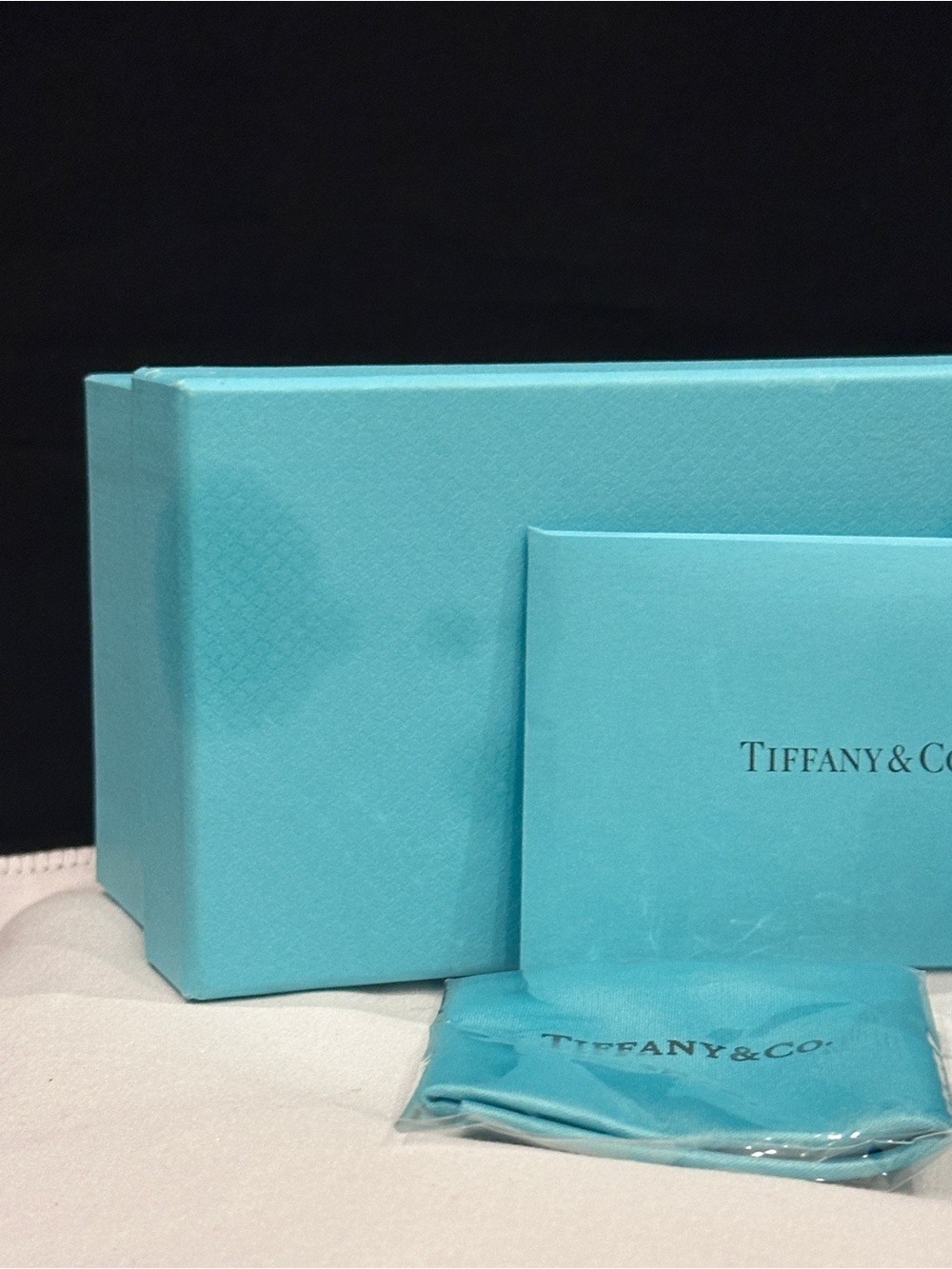 Tiffany & Co. Women's Blue Gradient Oversized Sunglasses - Picture 6 of 7